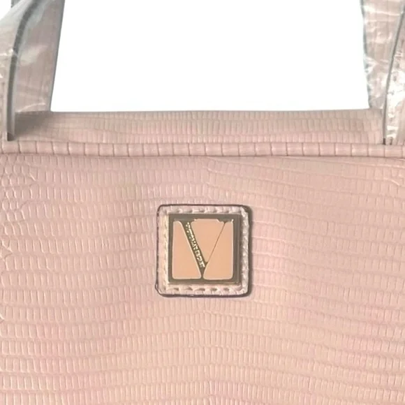 Victoria’s Secret Blush Pink Makeup Toiletries Bag Embossed Lizard Textured NEW - Picture 4 of 10